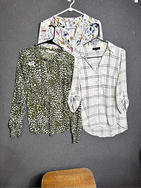Mixed lot women’s blouses size Small